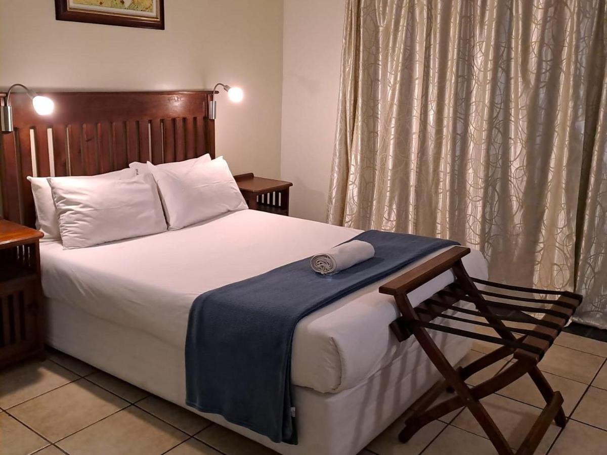 Green Door Guest House 莫塞尔湾 外观 照片