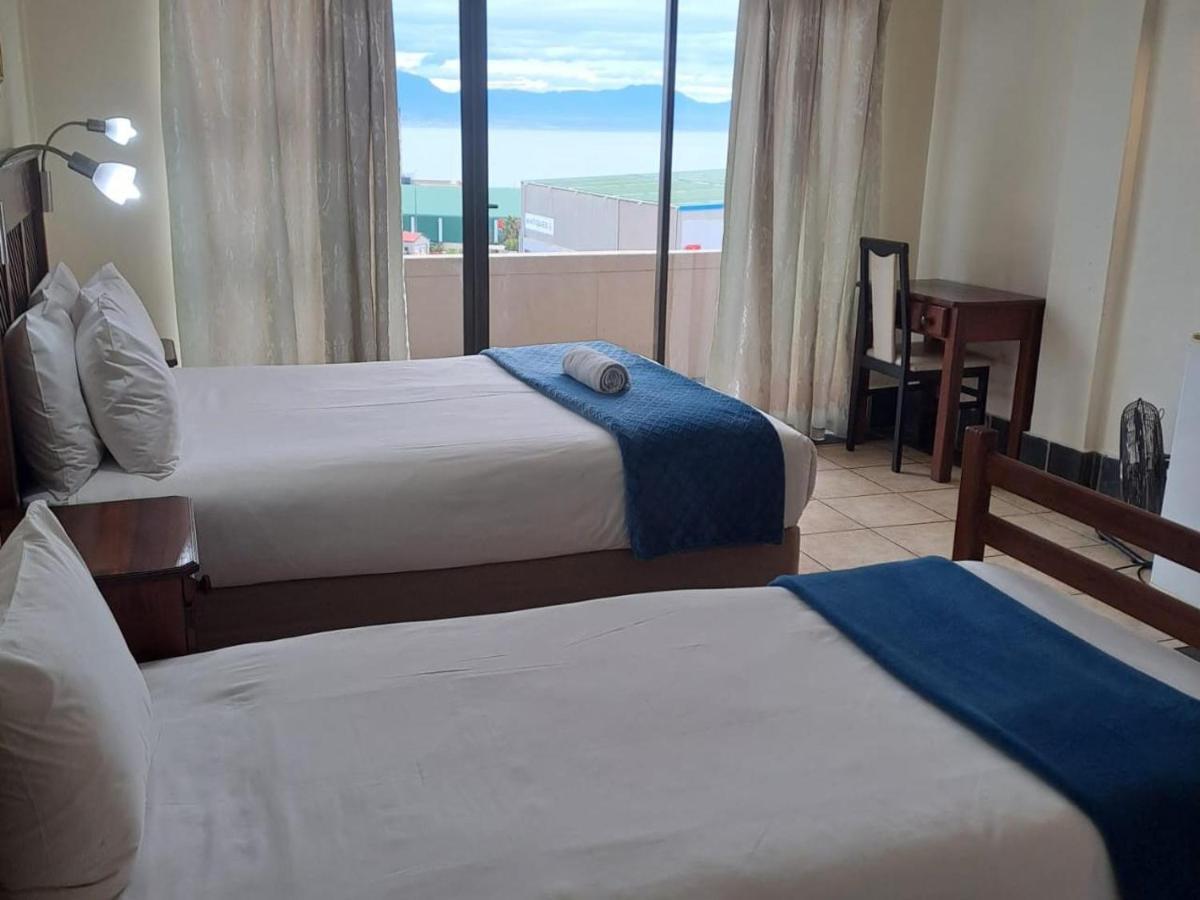 Green Door Guest House 莫塞尔湾 客房 照片
