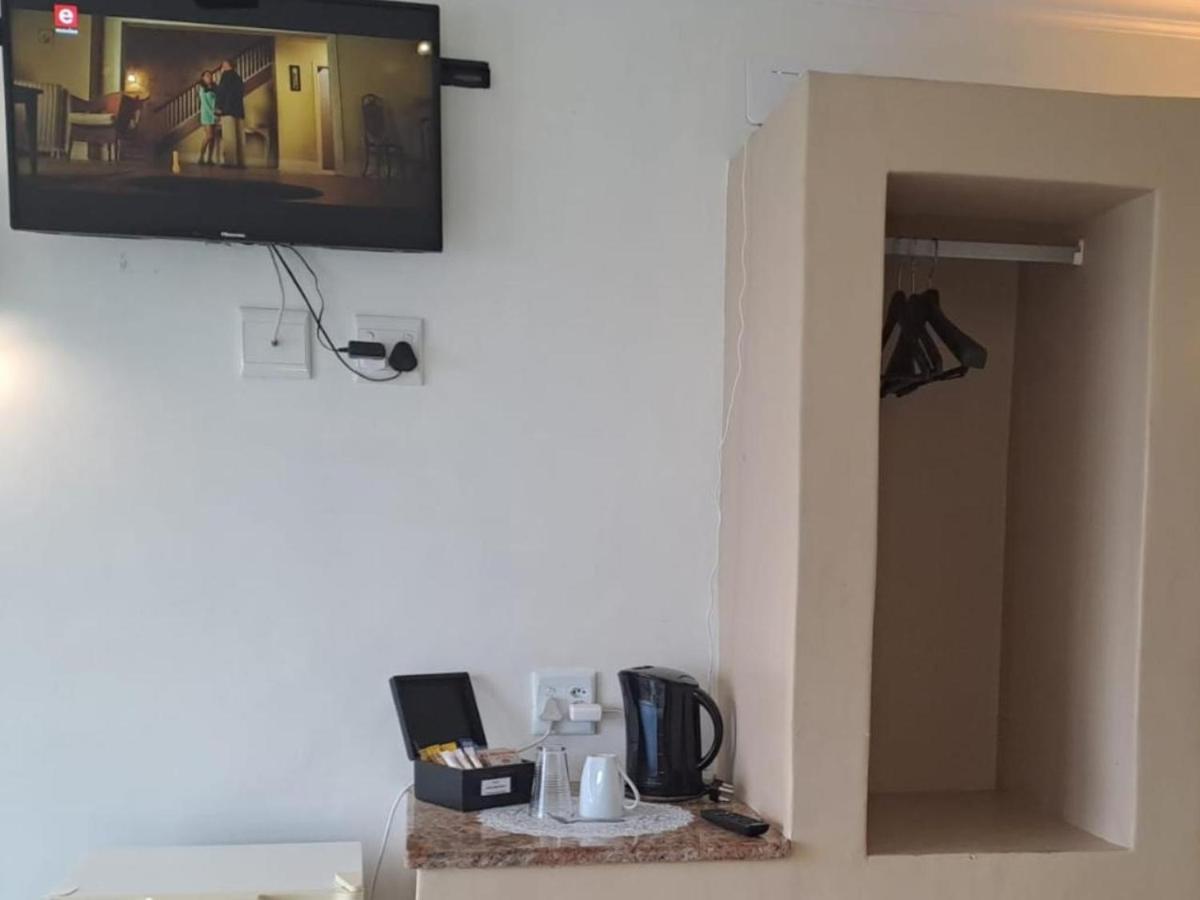 Green Door Guest House 莫塞尔湾 客房 照片